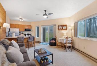 Hidden Valley Condo at Resort- Walk to Slope, Golf, Hike has Balcony rooms