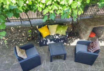 Apartma Fragola has Balcony rooms