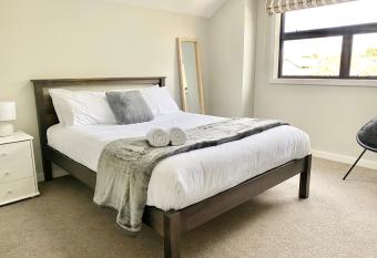 Loft Hideaway Taupo allows 18 year olds to book a room