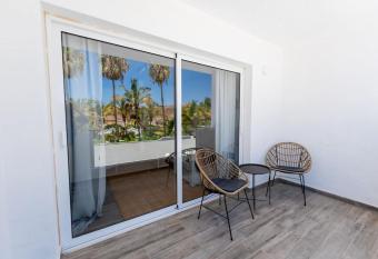 Fuerte Hygge allows 18 year olds to book a room