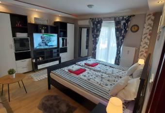 City Comfort allows 18 year olds to book a room