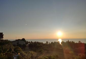 Tramonto Apartment Seaview has Balcony rooms