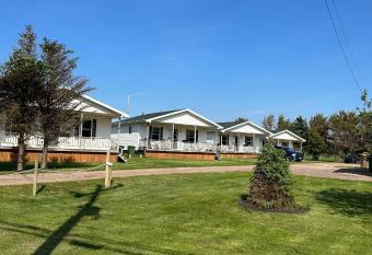 Stanhope Chalets has Balcony rooms
