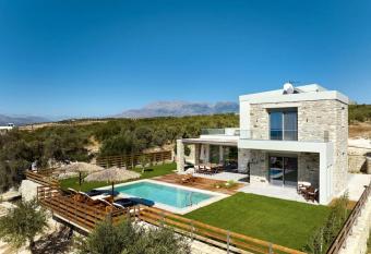 Alba Lilia Cretan Villas has Balcony rooms