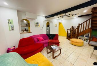 Au 81 has Balcony rooms