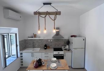 Niko s-Nana s For Two has Balcony rooms