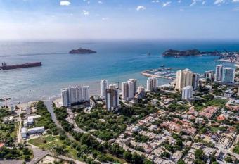 Casus Fabula has rooms with a private hot tub