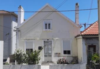 Stay in Sintra allows 18 year olds to book a room