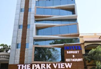 THE PARK VIEW allows 18 year olds to book a room