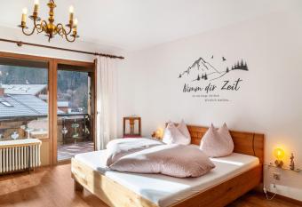 Aschaubichl - Wohnung Bergaurikel has Balcony rooms