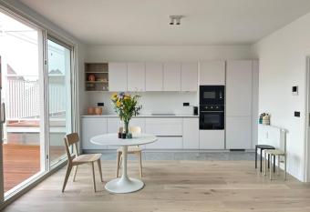 #2800ourhome 301 has Balcony rooms