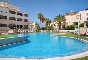 Breeze Island has Balcony rooms