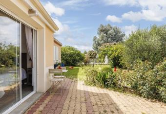 Les Lilas allows 18 year olds to book a room