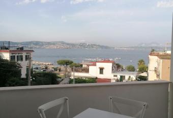 Il Cantuccio b&b has Balcony rooms