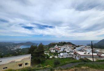 Azoiros Place has Balcony rooms