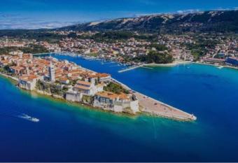 Rab Studio-Sonja has Balcony rooms