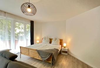 Wohnung in Linden - Stadtleben - 68qm, K  che, Bad, 2 Balkons, 5 Personen, WIFI has Balcony rooms