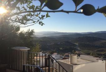 Mirador del Olivar has Balcony rooms