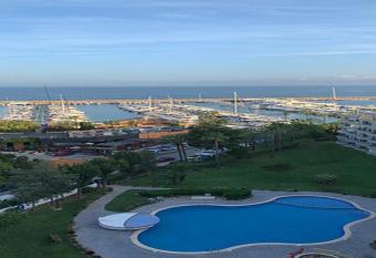 Felmin has Balcony rooms