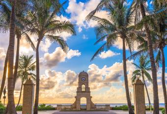 Paradise Haven - Family Ranch Home with Hot Tub has rooms with a private hot tub