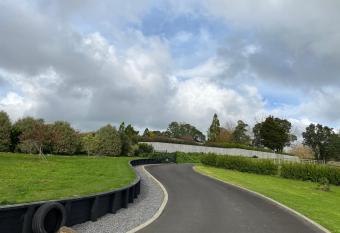 Lotus House has Balcony rooms