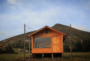 Camping & Caba  a San Francisco - Guatavita allows 18 year olds to book a room