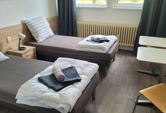 Penzion Spo  ick   Chomutov allows 18 year olds to book a room
