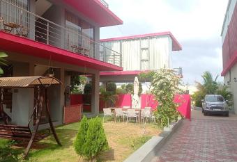 Guru krupa farma house has Balcony rooms