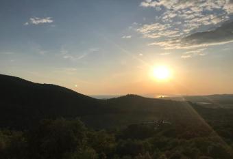 Casa Laura allows 18 year olds to book a room