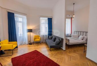 Pomegranate Hotel has Smoking/Balcony rooms