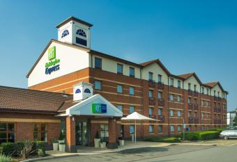 Holiday Inn Express Derby Pride Park, an IHG Hotel allows 18 year olds to book a room