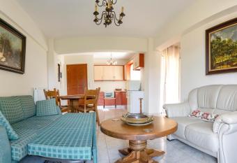 Gallery Suites   Artemis   has Balcony rooms