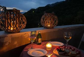 Apartments Tijana allows 18 year olds to book a room