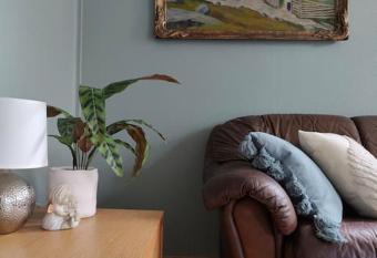 Cozy family house has Balcony rooms