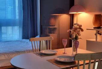 Mia House allows 18 year olds to book a room