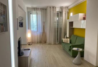 Appartamento zona mare has Balcony rooms