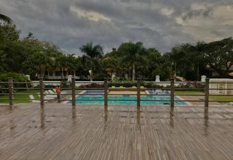 Villa Barranca Este Moderna & Lujosa Casa De Campo Golf Resort has rooms with a private hot tub