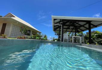 Villa Ura has Balcony rooms