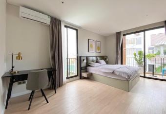 SS  Homestay has Smoking rooms