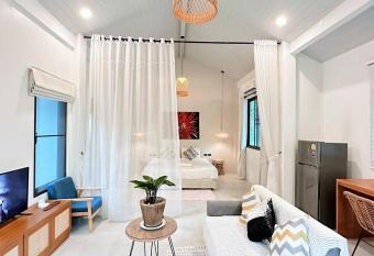 Crystal 7 has Balcony rooms