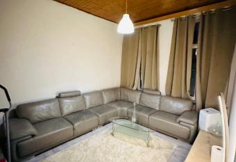 Relaxe has rooms with a private hot tub