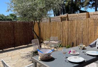 Cambrils Orquideas La Llosa has Balcony rooms