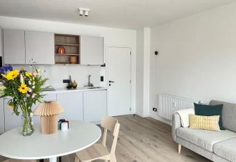 #2800ourhome 202 has Balcony rooms