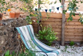 G  te Les Mathouans has Balcony rooms