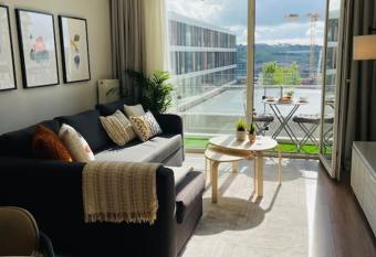 Stylish1+1 flat with sunset view has Balcony rooms