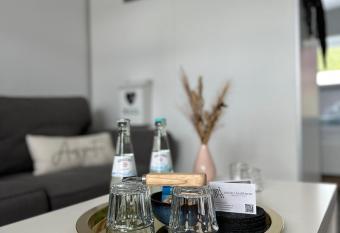 Auszeit Apartment D  sseldorf has Balcony rooms