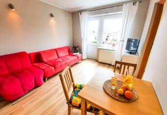 Malmaris has Balcony rooms