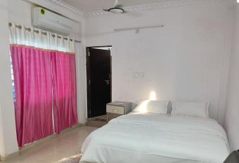 (null) has Balcony rooms