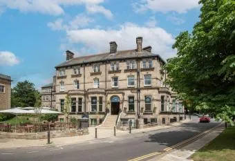 Ripon Road. Harrogate has Balcony rooms