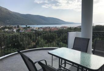 Bafas Apartments has Balcony rooms